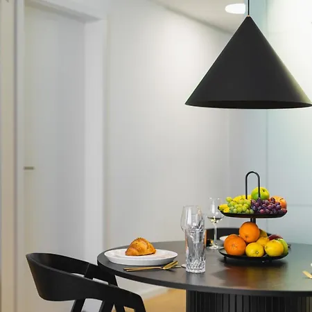 Apartment Stylish Haven Skypark Bratislava