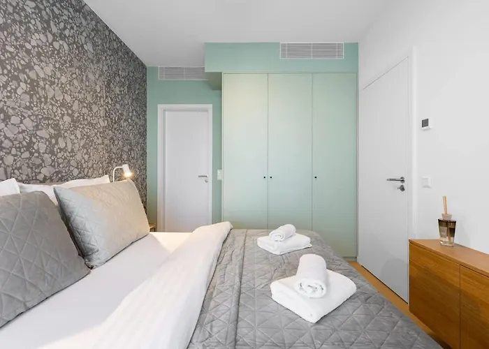 Stylish Haven Skypark Apartment *