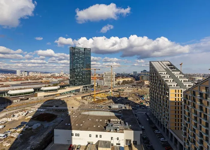 Stylish Haven Skypark Apartment Bratislava