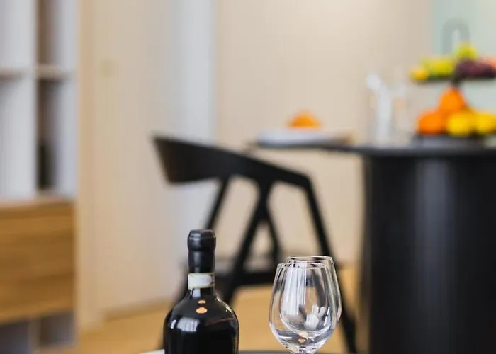 Stylish Haven Skypark Apartament